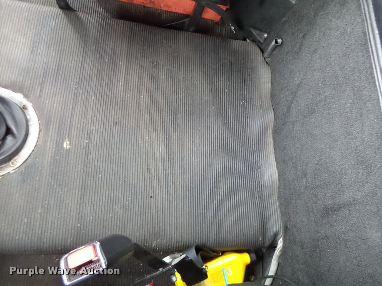 image for item DA3464 1997 Freightliner FLD semi truck