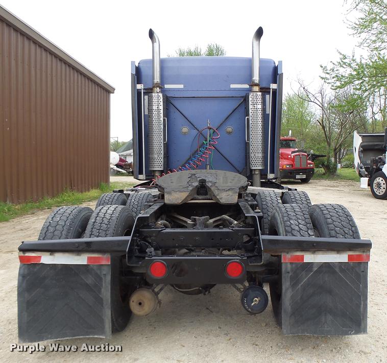 image for item DA3467 1998 Kenworth T600 semi truck