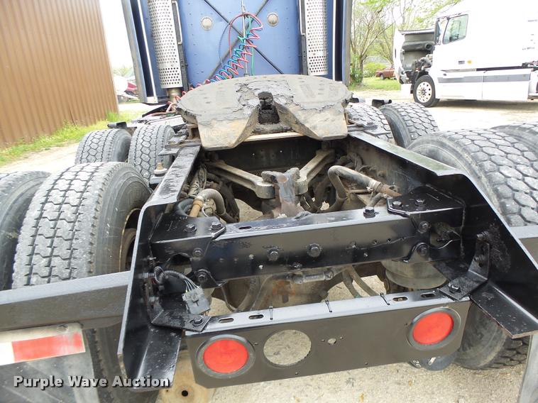 image for item DA3467 1998 Kenworth T600 semi truck