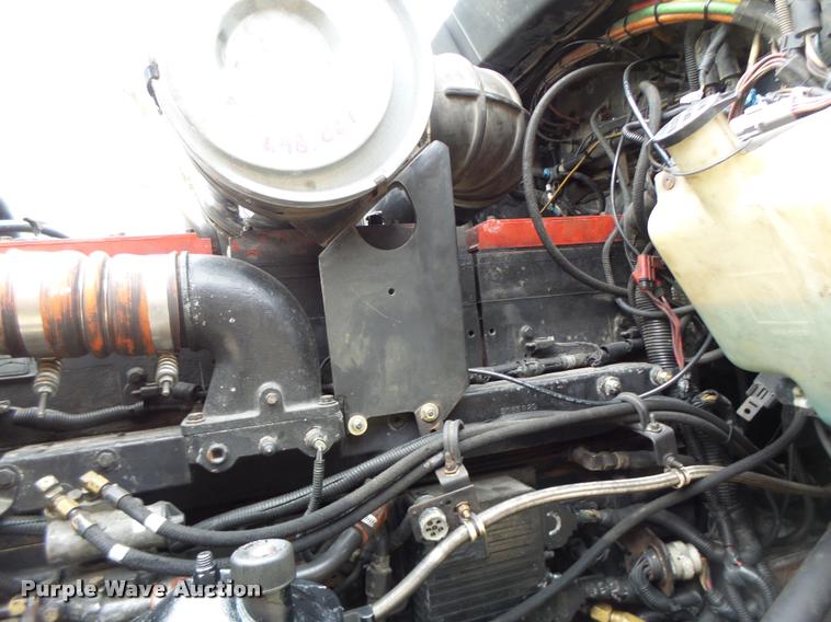 image for item DA3467 1998 Kenworth T600 semi truck