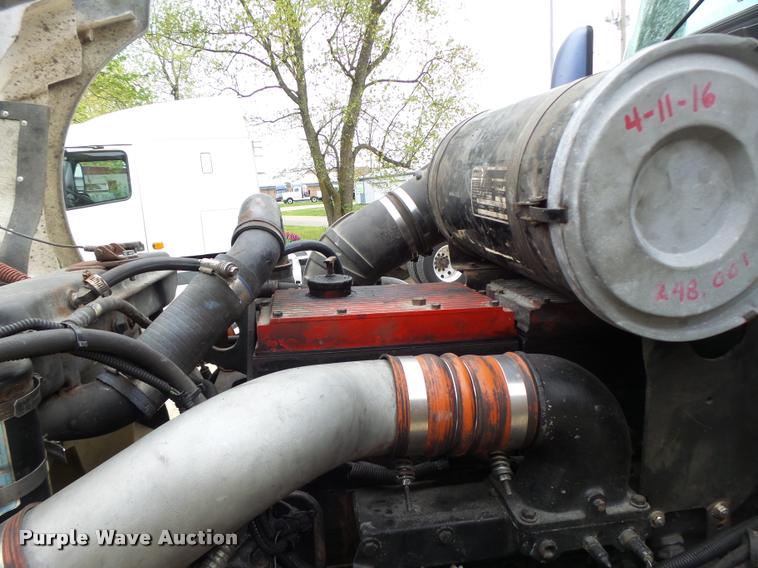 image for item DA3467 1998 Kenworth T600 semi truck