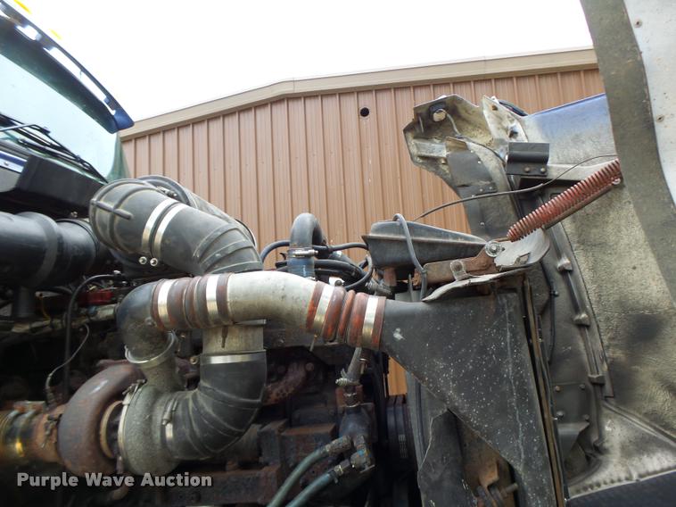 image for item DA3467 1998 Kenworth T600 semi truck