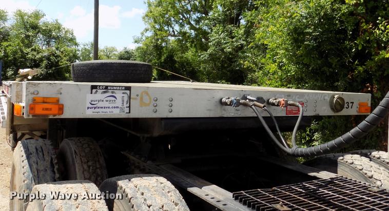 image for item DA6078 2006 Transcraft Eagle RS2 drop deck trailer