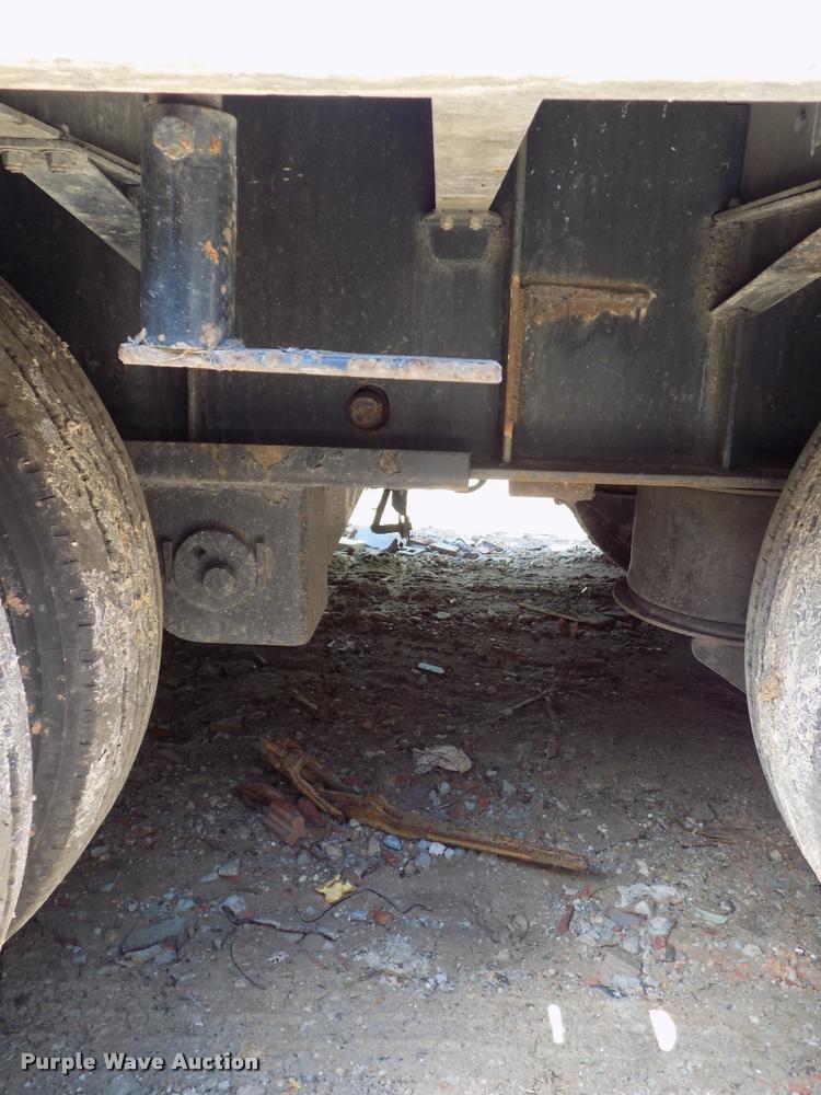 image for item DA6078 2006 Transcraft Eagle RS2 drop deck trailer