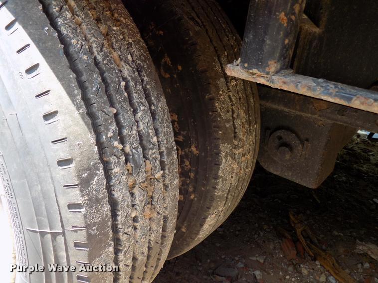 image for item DA6078 2006 Transcraft Eagle RS2 drop deck trailer