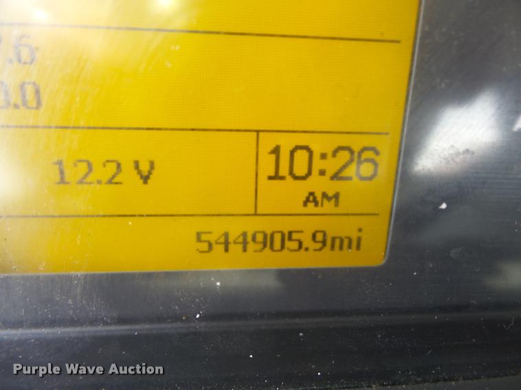 image for item DB1316 2004 Volvo VNM semi truck