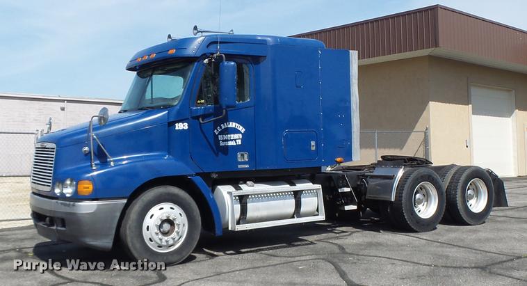 image for item DB1317 1999 Freightliner Century Class semi truck