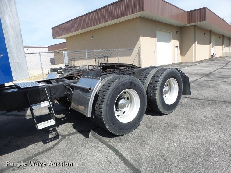 image for item DB1317 1999 Freightliner Century Class semi truck