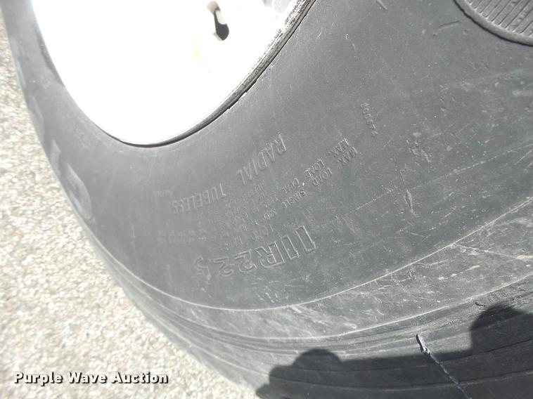 image for item DB1317 1999 Freightliner Century Class semi truck