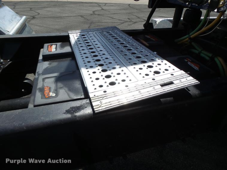 image for item DB1317 1999 Freightliner Century Class semi truck