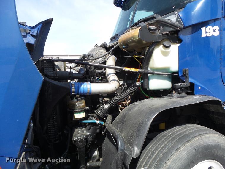 image for item DB1317 1999 Freightliner Century Class semi truck