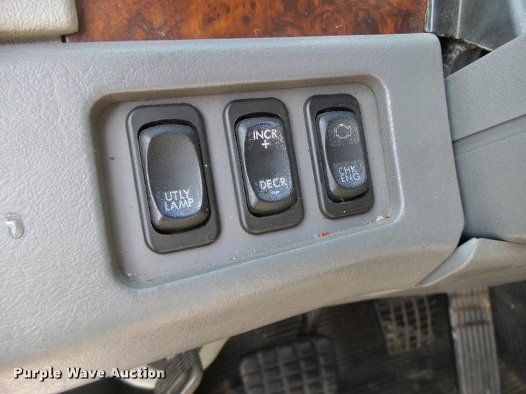 image for item DB1317 1999 Freightliner Century Class semi truck