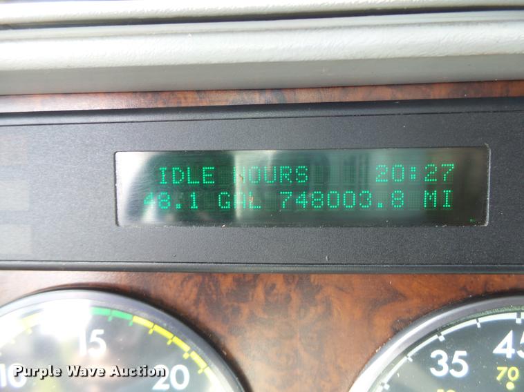 image for item DB1317 1999 Freightliner Century Class semi truck