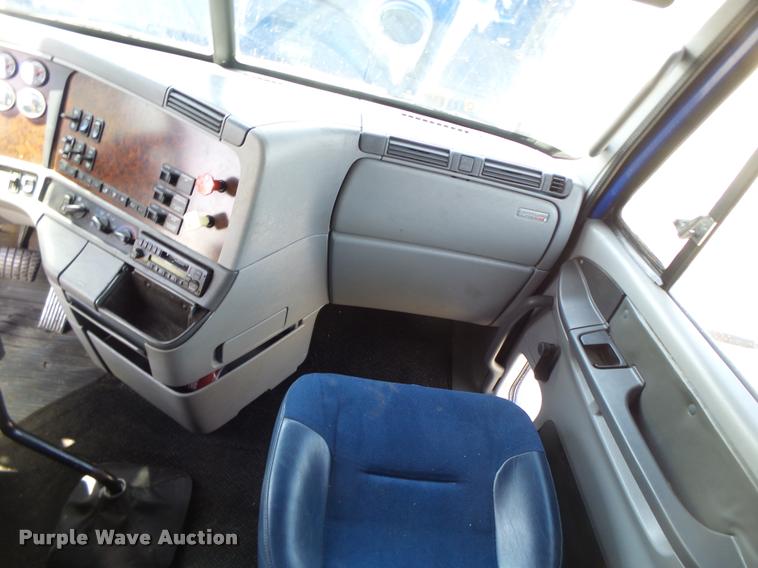 image for item DB1317 1999 Freightliner Century Class semi truck