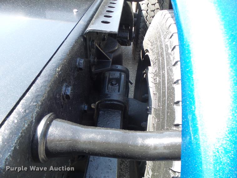 image for item DB1318 1999 Peterbilt 379 semi truck