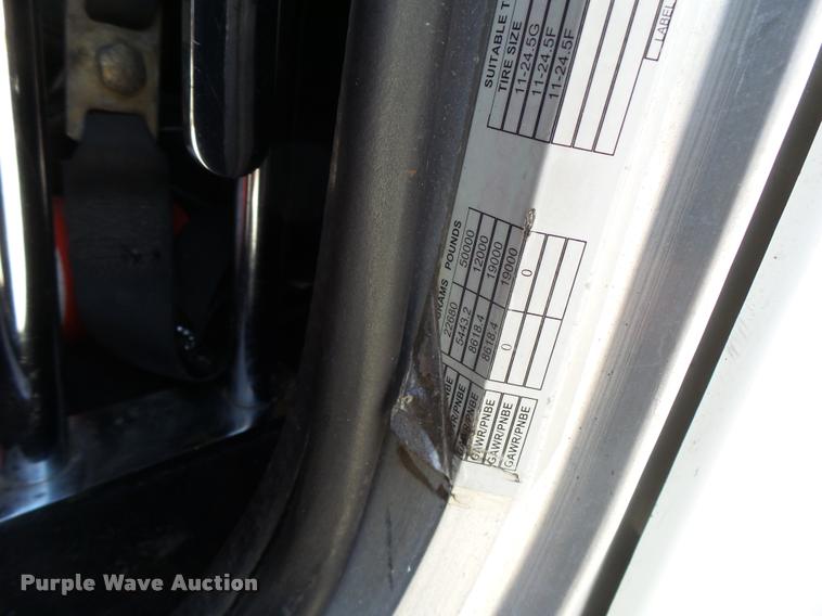 image for item DB1318 1999 Peterbilt 379 semi truck