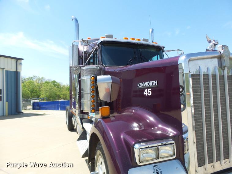 image for item DB1319 1998 Kenworth W900 semi truck