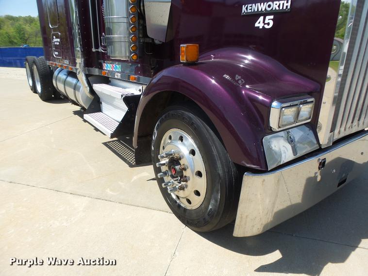 image for item DB1319 1998 Kenworth W900 semi truck
