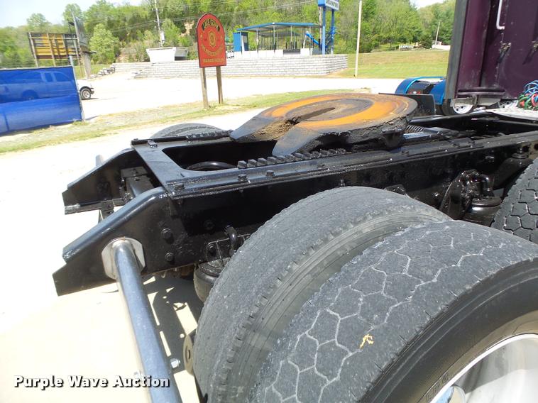 image for item DB1319 1998 Kenworth W900 semi truck