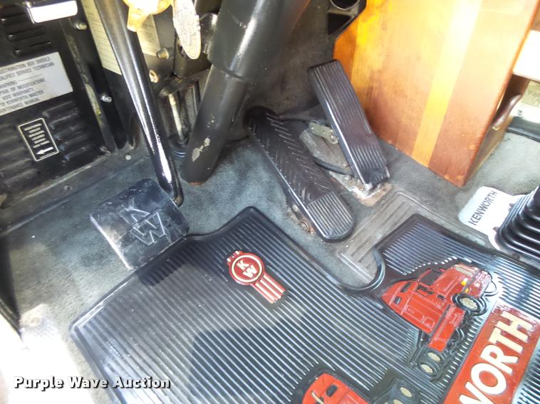 image for item DB1319 1998 Kenworth W900 semi truck