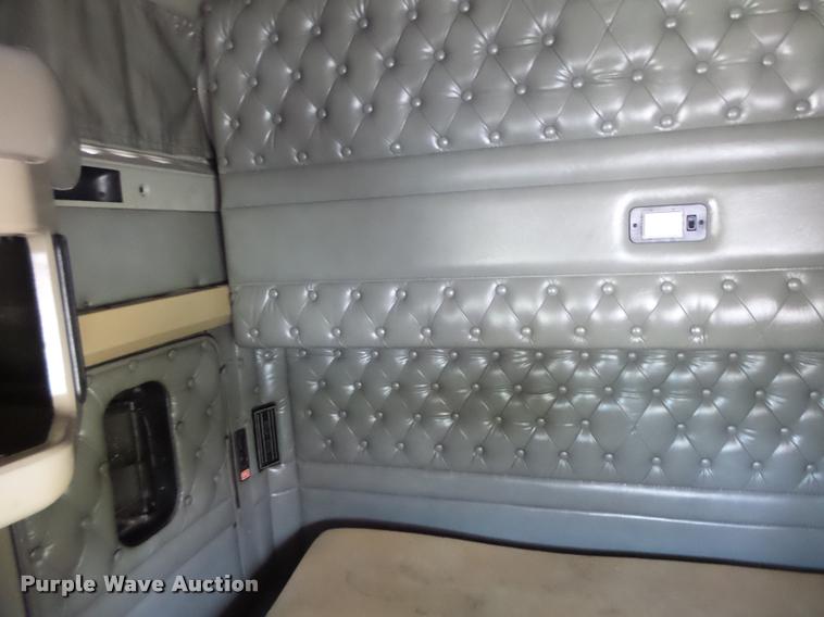 image for item DB1319 1998 Kenworth W900 semi truck