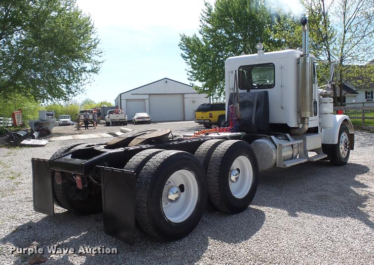 image for item DB3005 1985 Freightliner FLC semi truck