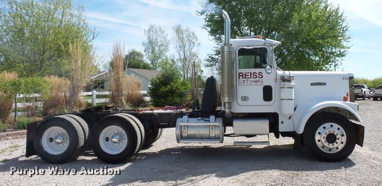 image for item DB3005 1985 Freightliner FLC semi truck