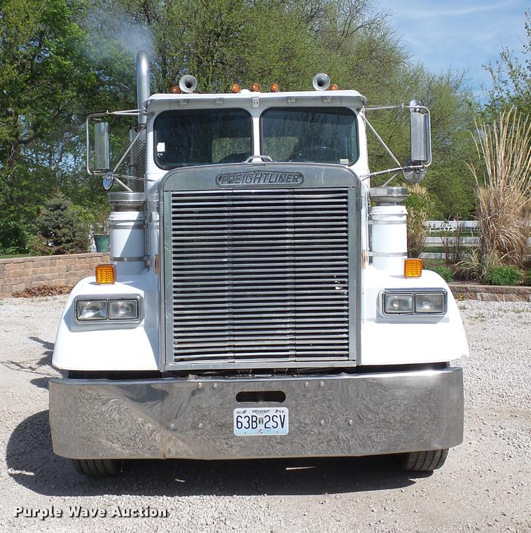 image for item DB3005 1985 Freightliner FLC semi truck