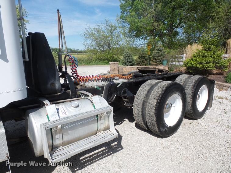 image for item DB3005 1985 Freightliner FLC semi truck