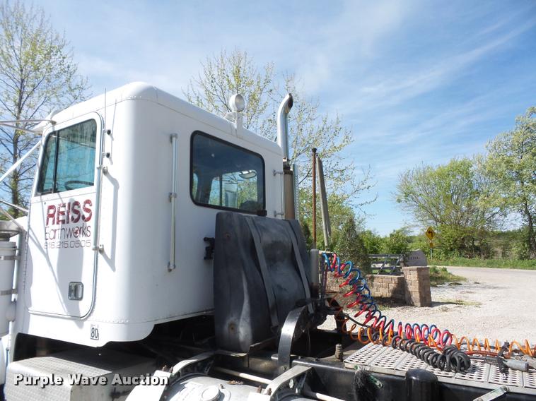 image for item DB3005 1985 Freightliner FLC semi truck