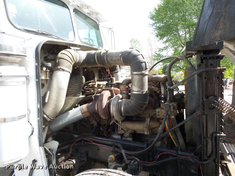 image for item DB3005 1985 Freightliner FLC semi truck