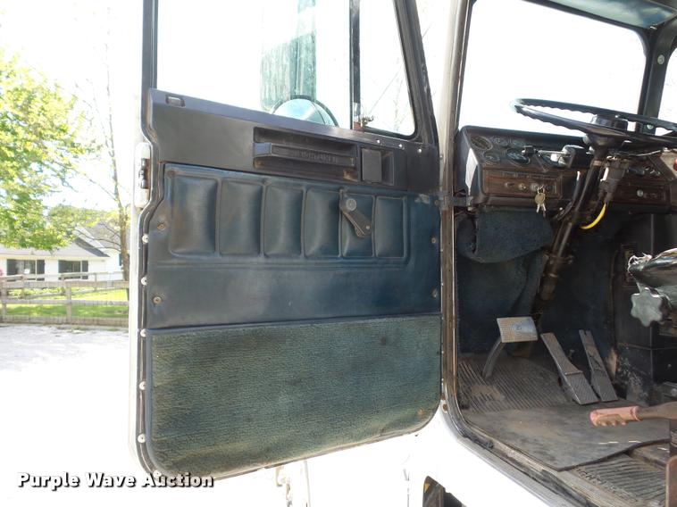 image for item DB3005 1985 Freightliner FLC semi truck