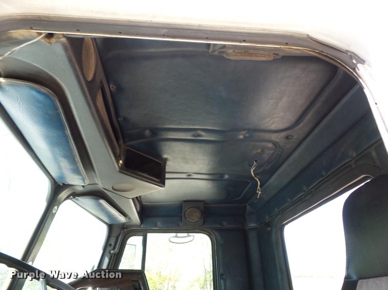 image for item DB3005 1985 Freightliner FLC semi truck