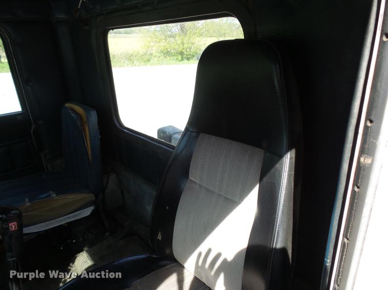 image for item DB3005 1985 Freightliner FLC semi truck