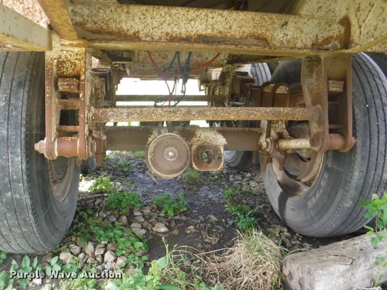 image for item DB3908 1981 Troxel tank trailer