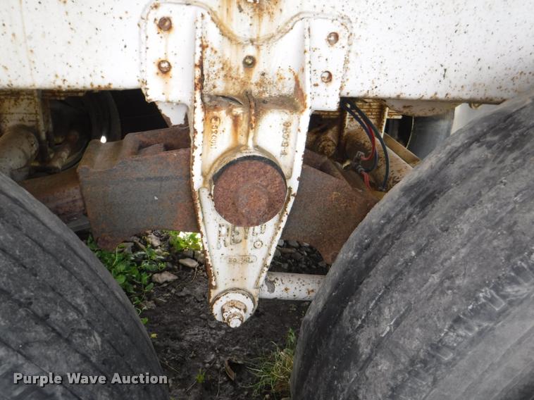 image for item DB3908 1981 Troxel tank trailer