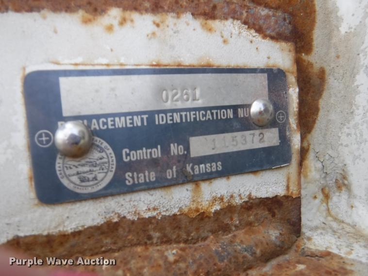 image for item DB3908 1981 Troxel tank trailer