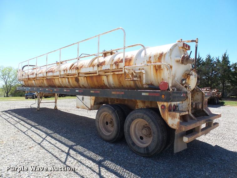 image for item DB4690 2012 Southern Vac vacuum tank trailer