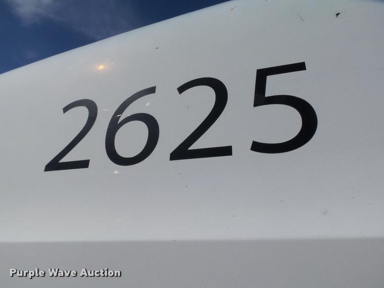 image for item DB4709 2001 Mack CH613 semi truck