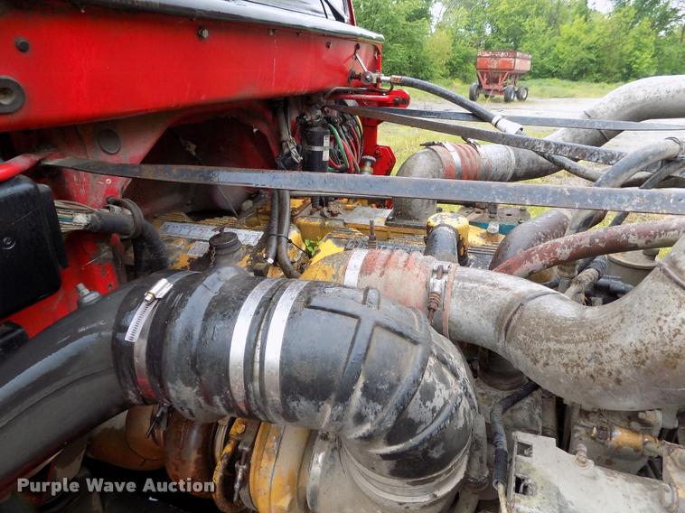 image for item DC7229 1990 Freightliner FLC11264T truck cab and chassis