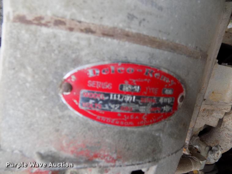 image for item DC7229 1990 Freightliner FLC11264T truck cab and chassis