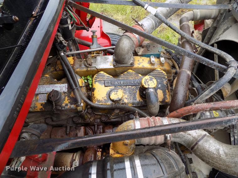 image for item DC7229 1990 Freightliner FLC11264T truck cab and chassis