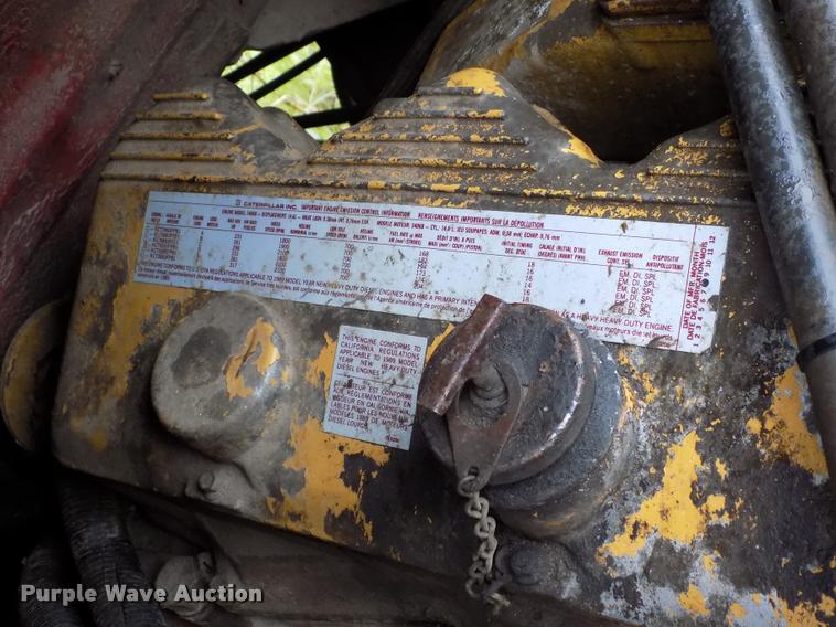 image for item DC7229 1990 Freightliner FLC11264T truck cab and chassis