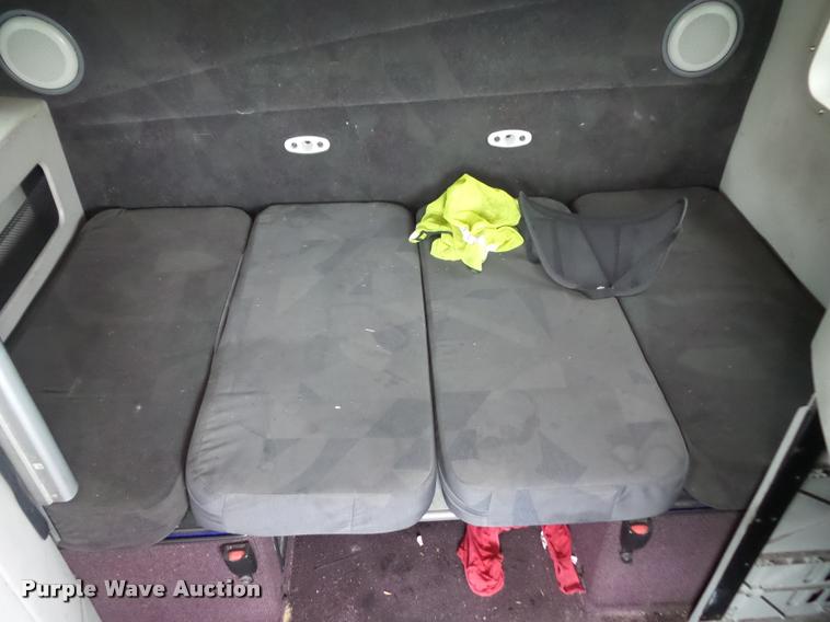 image for item DD9362 2007 Volvo VNL semi truck