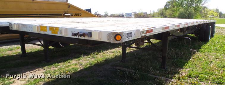 image for item DH9254 2004 Utility Trailers flatbed trailer