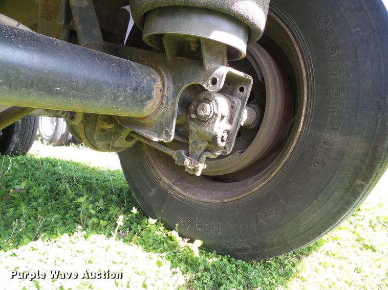 image for item DH9254 2004 Utility Trailers flatbed trailer