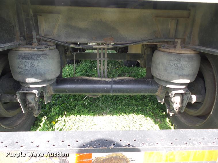 image for item DH9254 2004 Utility Trailers flatbed trailer