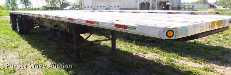 image for item DH9255 2004 Utility Trailers flatbed trailer