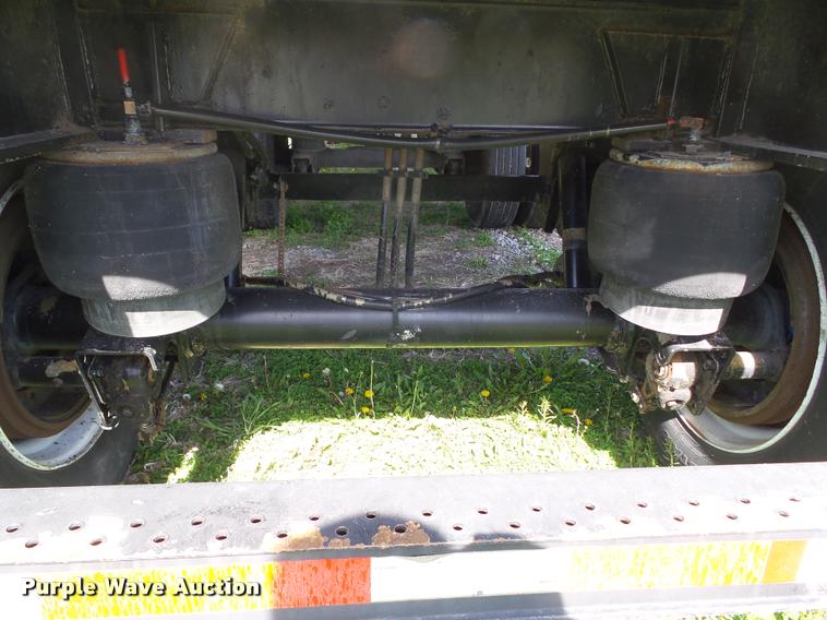 image for item DH9255 2004 Utility Trailers flatbed trailer