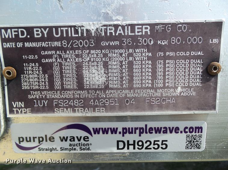 image for item DH9255 2004 Utility Trailers flatbed trailer